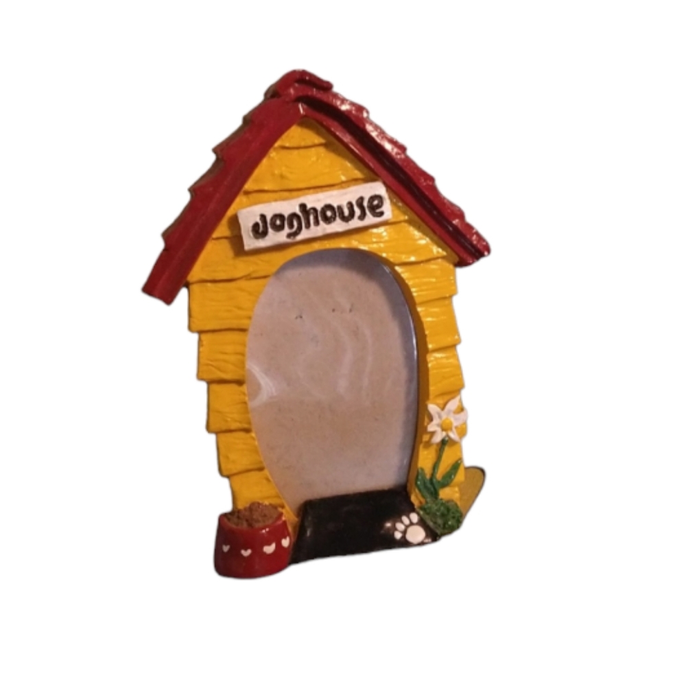 doghouse picture frame